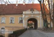 KASTIEL BELA CHATEU STUROVO (4)